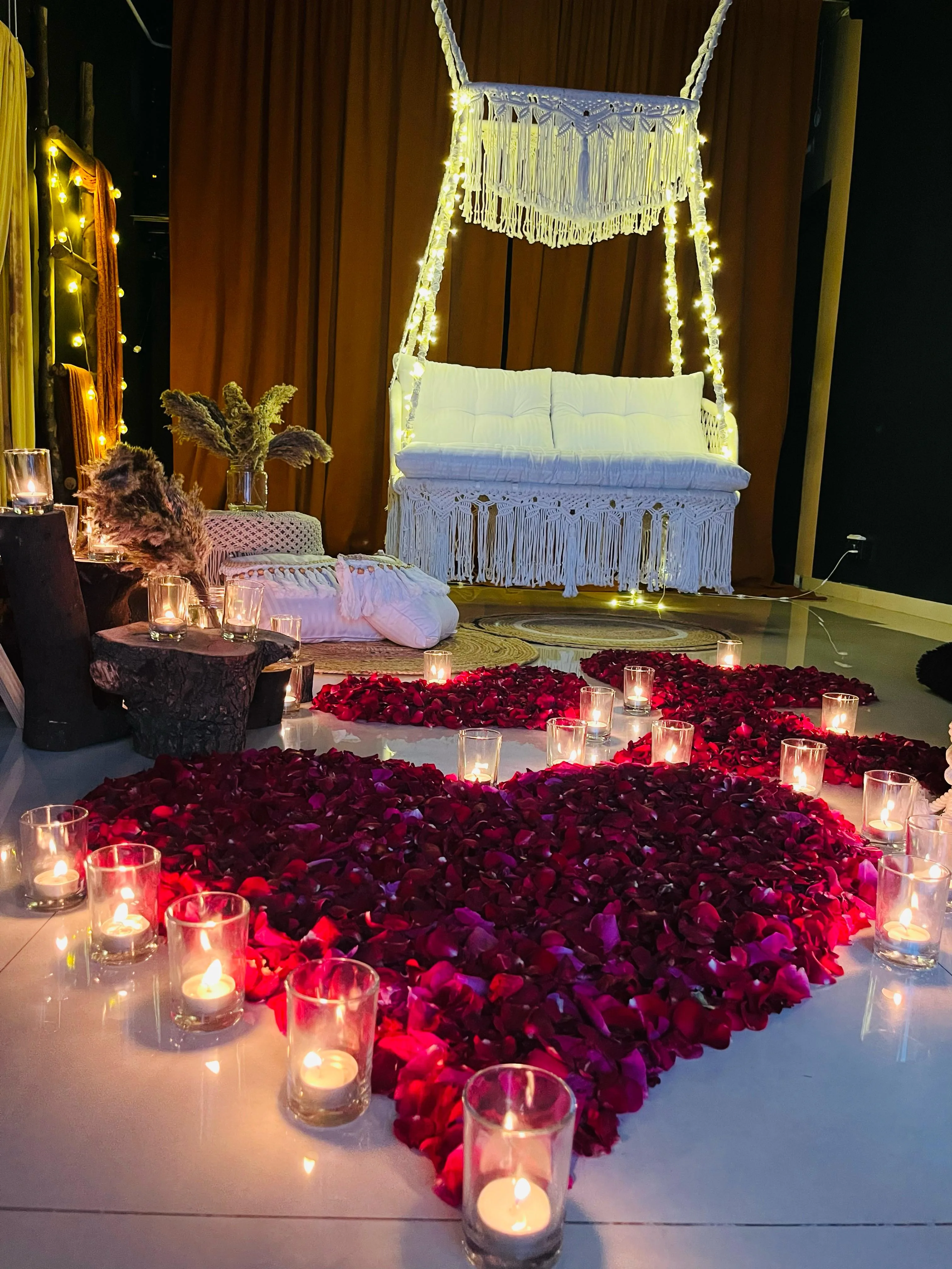 How to Plan a Surprise Date Night